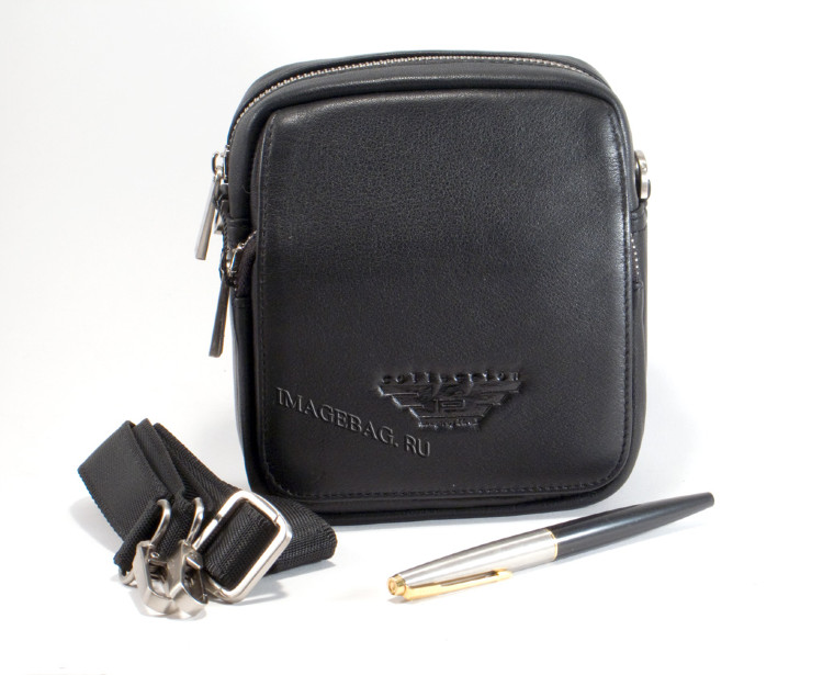 Компактная поясная сумка из кожи IP Collection 3374