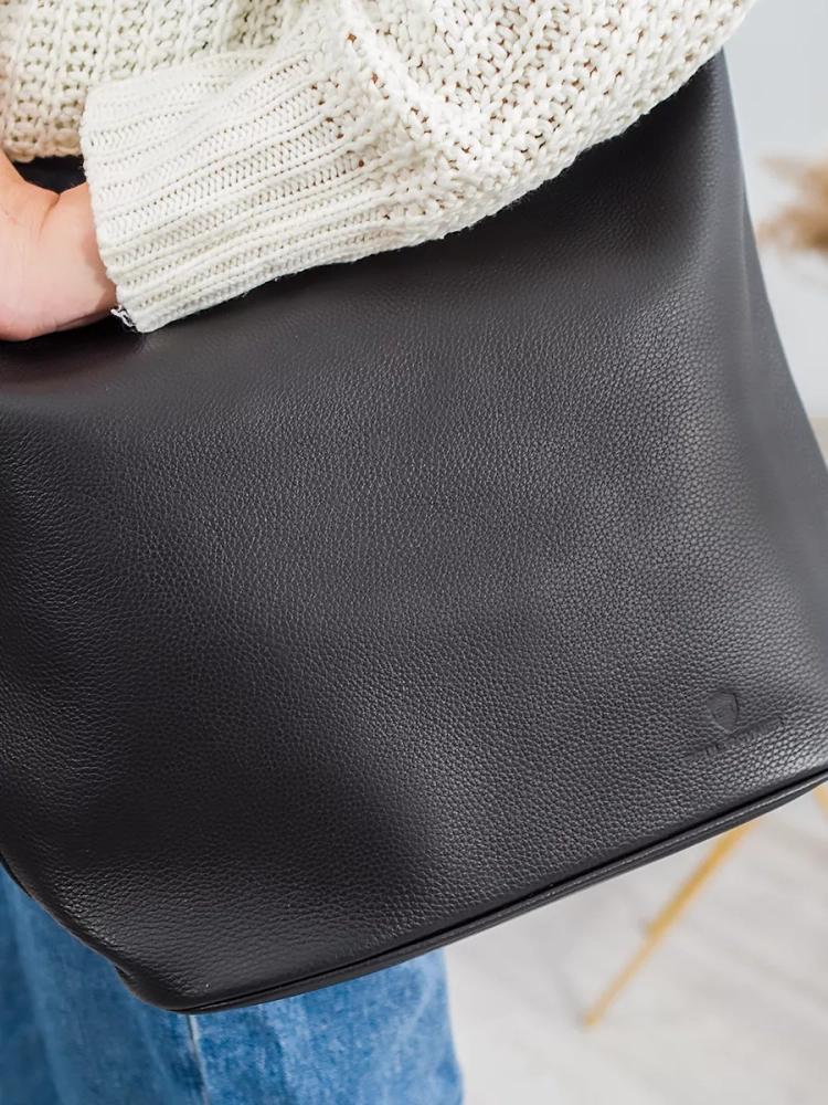 Сумка женская хобо Paul Rayner black 1500